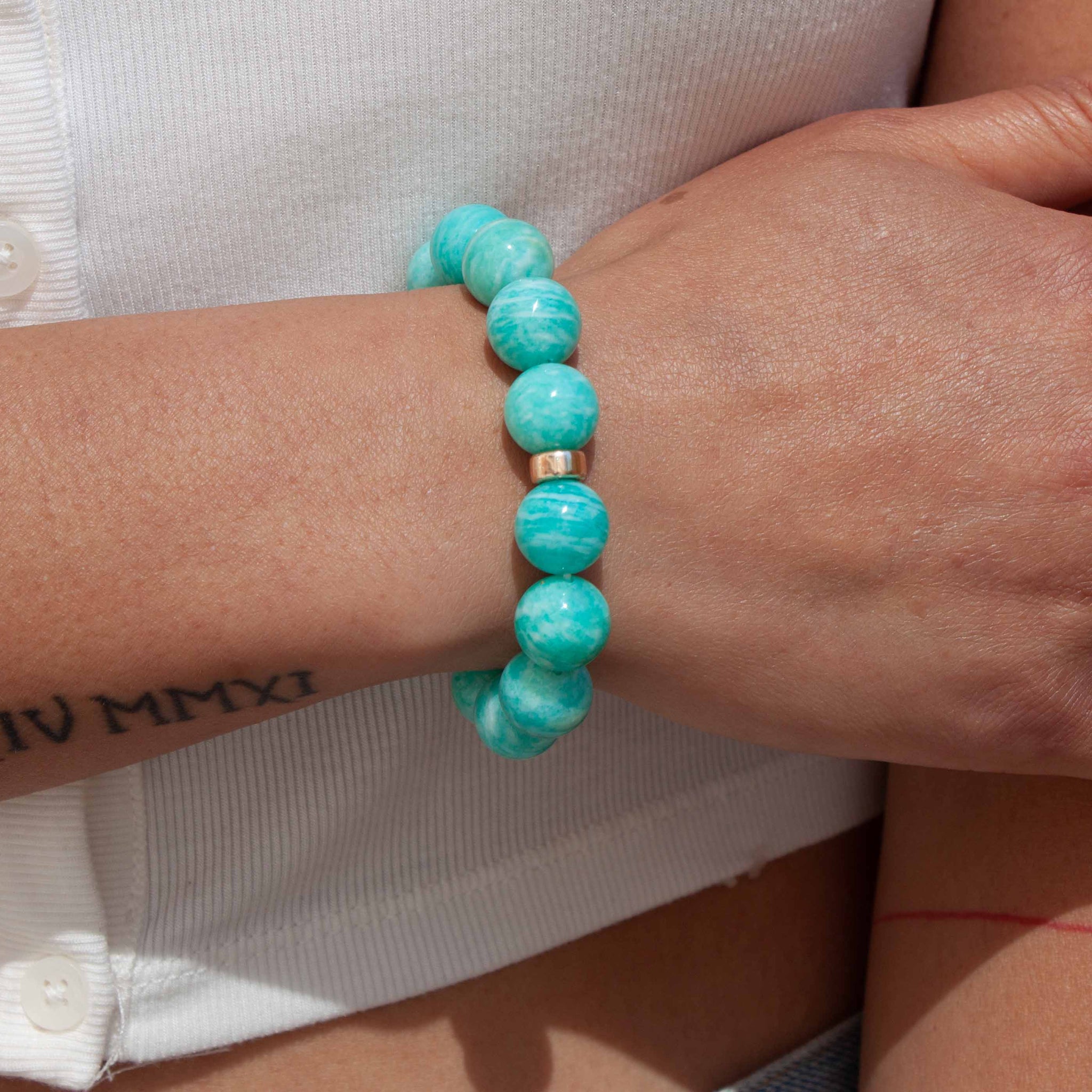 Our favourite colour combo - gold and turquoise! Treat yourself to some seriously beautiful and memorable arm candy this summer! 7" amazonite bracelet and 14kt gold filled beads double strung with silk elastic. Handmade in Toronto by kp jewelry co. 