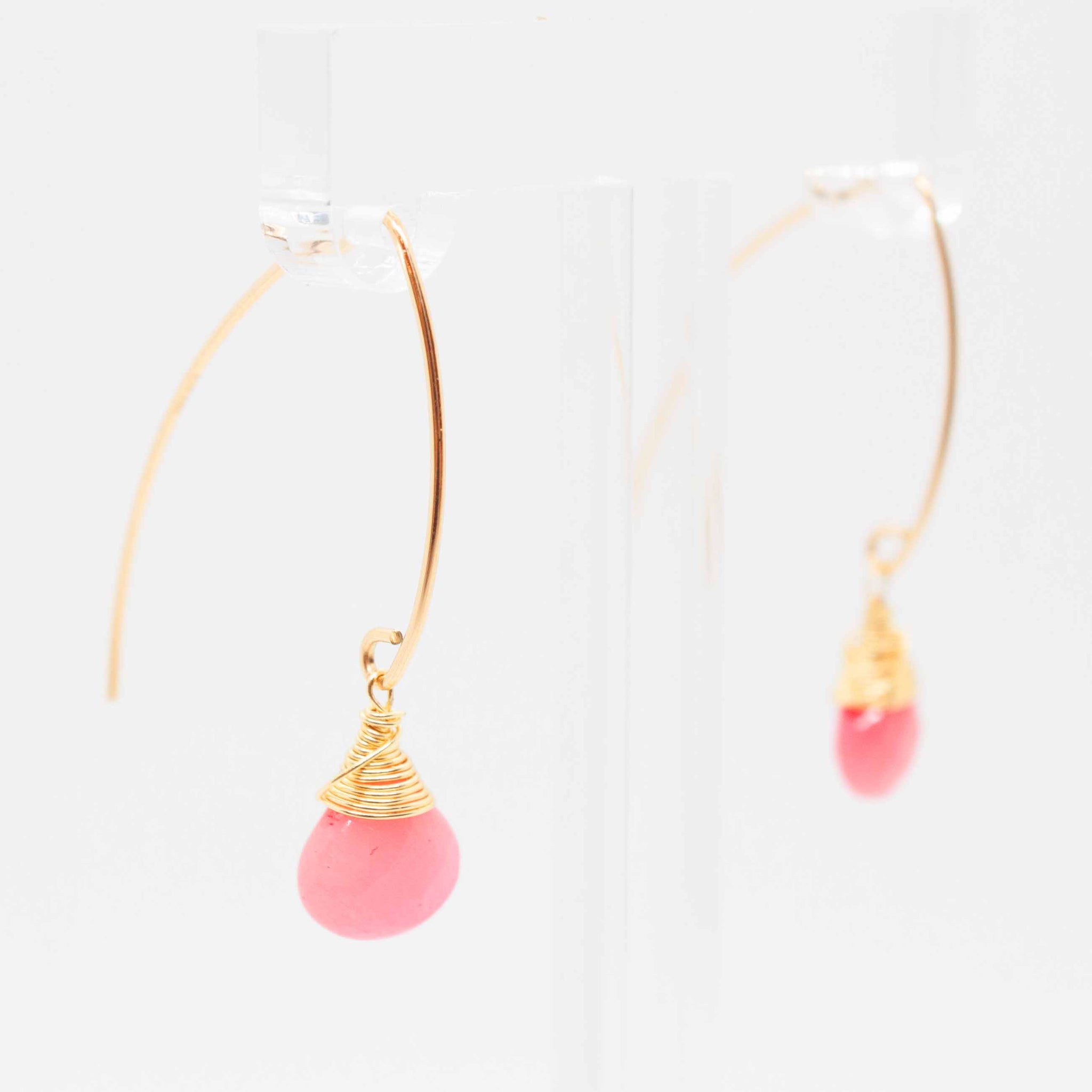 Decorate your pretty lobes this summer with these delicate jade drops wrapped in gold. 1 inch earrings made with faceted, pear-shaped pink jade briolettes, wrapped in 14 karat gold wire on gold-filled earring hooks. Hypo-allergenic and sensitive ear friendly. Handmade in Toronto by kp jewelry co.